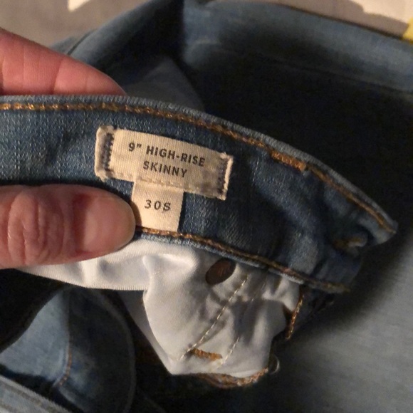 Madewell 9” high rise skinny jeans - Picture 6 of 8